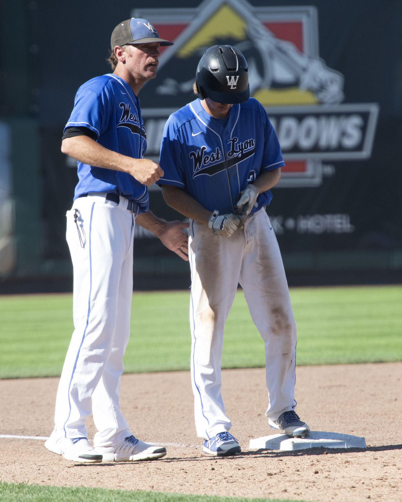 West Lyon vs Mid-Prairie 2A state baseball